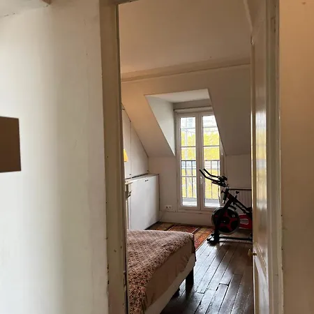 Proche De Montmartre 45 M² Balcon Apartment Paris