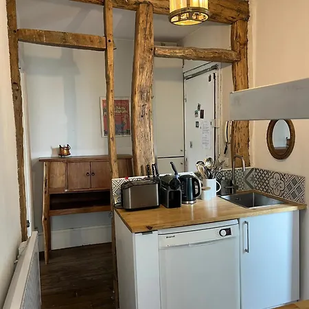 Apartment Proche De Montmartre 45 M² Balcon Paris